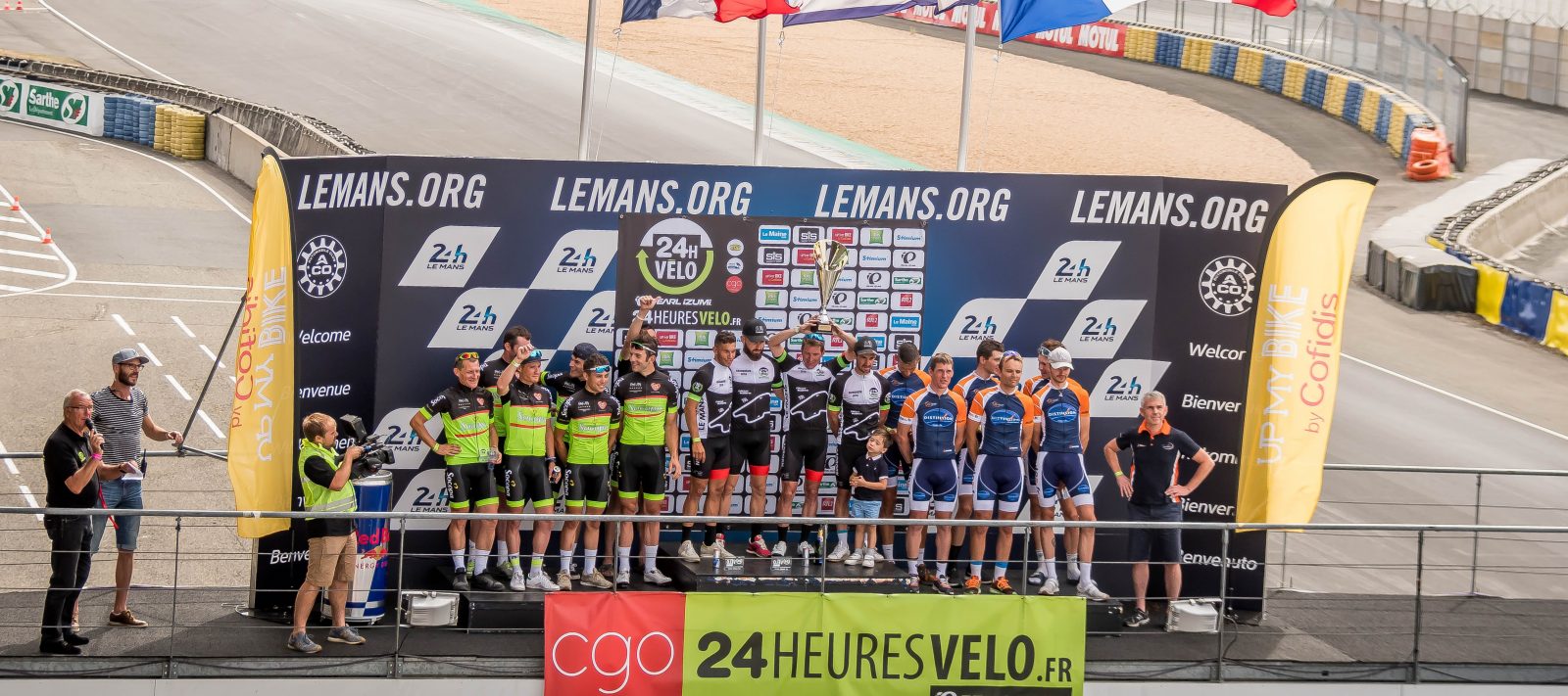 24H VÉLO PEARL iZUMi : Victoire du Team Roadborn pour la 10e édition 24H VÉLO PEARL iZUMi : Victoire du Team Roadborn pour la 10e édition