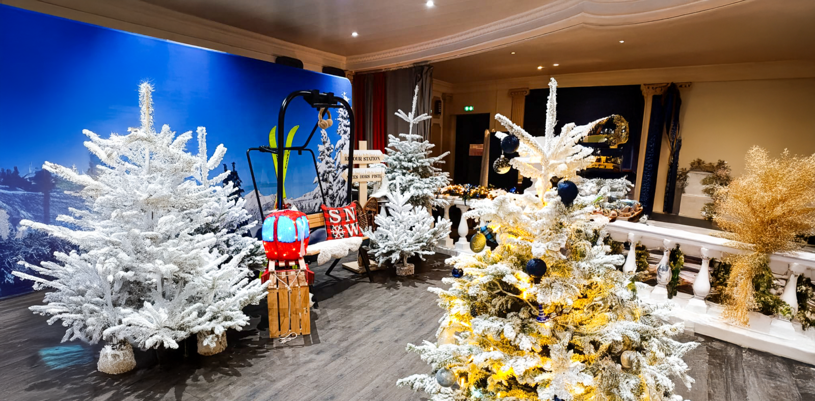 WHEN THE MAGIC OF CHRISTMAS MEETS THE SPIRIT OF THE CASINO